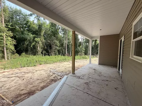Exterior - 1702 Walnut Run Dr, Deep Run, NC 28525 photo 2 of 3