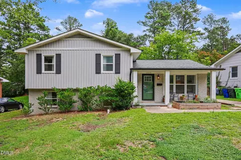 2609 Glascock St, Raleigh, NC 27610
