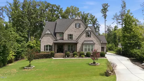 1804 Banks View Dr, Raleigh, NC 27603