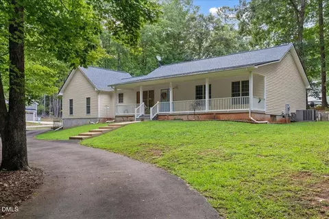 1020 Sagamore Dr, Louisburg, NC 27549