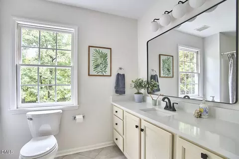 Bath - 2 Creeks Edge Ct, Durham, NC 27713 photo 6 of 6