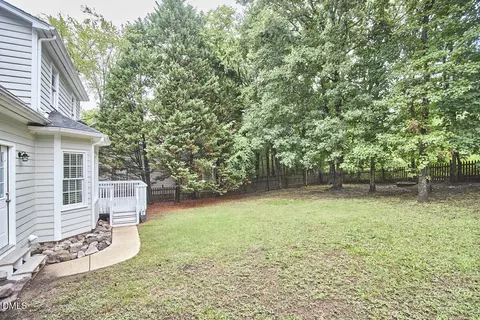 Exterior - 2 Creeks Edge Ct, Durham, NC 27713 photo 3 of 6