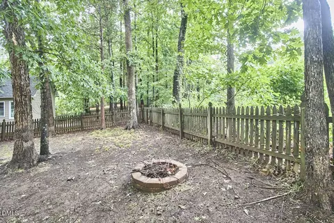 Exterior - 2 Creeks Edge Ct, Durham, NC 27713 photo 6 of 6