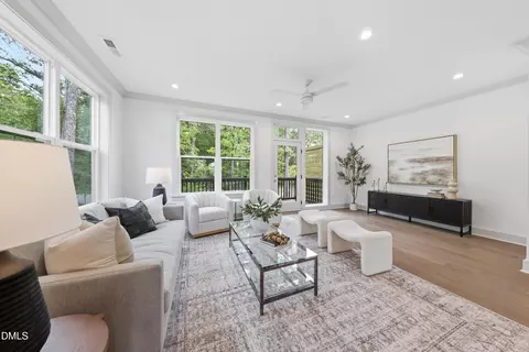 1204 Redwood Rd, Chapel Hill, NC 27514