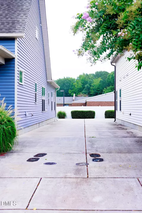 Exterior - 57 Bella Sq, Smithfield, NC 27577 photo 3 of 5