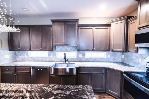 Kitchen - 57 Bella Sq, Smithfield, NC 27577 photo 2 of 5