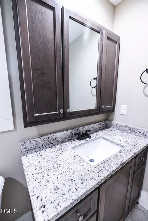 Bath - 57 Bella Sq, Smithfield, NC 27577 photo 6 of 6
