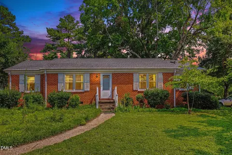 3605 Ingram Dr, Raleigh, NC 27604