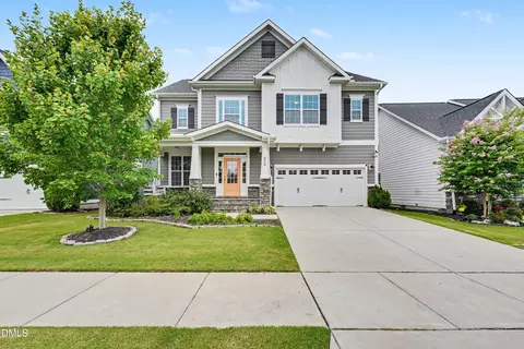 624 Midnight Moon Dr, Wendell, NC 27591