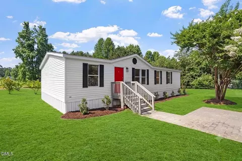 45 J E Rogers Dr, Cameron, NC 28326