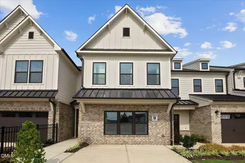 56 Paperwhite Pl, Clayton, NC 27527