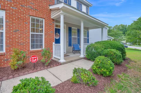 669 Hay River St, Garner, NC 27529 photo 2