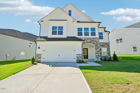 4234 Avaruth Ln #133, Fuquay Varina, NC 27526
