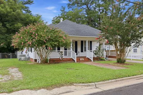 Exterior - 402 S 13th St, Erwin, NC 28339 photo 2 of 9