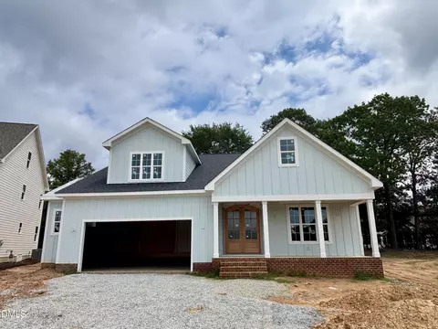2328 Hilltop Bluffs Ct, Fuquay Varina, NC 27526