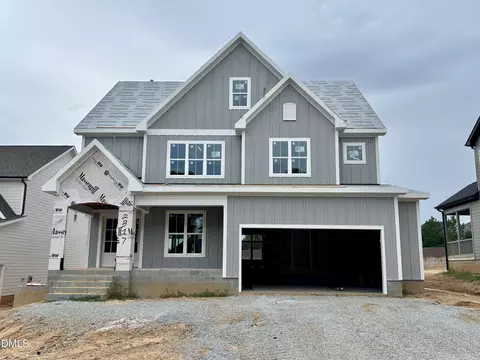 2317 Hilltop Bluffs Ct, Fuquay Varina, NC 27526