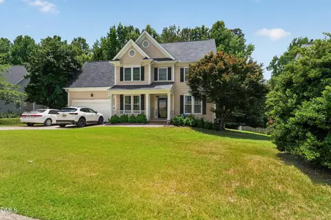 2002 Charlion Downs Ln, Apex, NC 27502