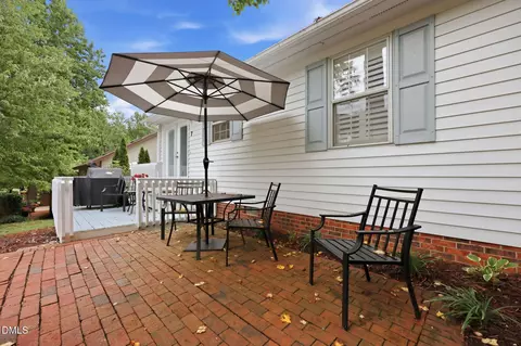 Exterior - 7 Willow Oak St, Elon, NC 27244 photo 3 of 6
