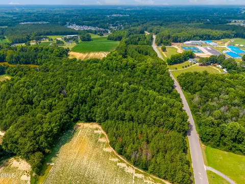 000 Beechwood Dr, Rocky Mount, NC 27803