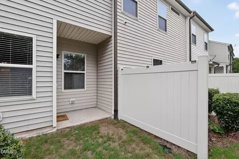 Exterior - 124 Token House Rd, Durham, NC 27703 photo 3 of 5