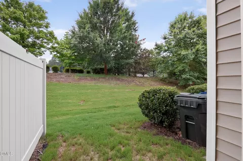Exterior - 124 Token House Rd, Durham, NC 27703 photo 4 of 5