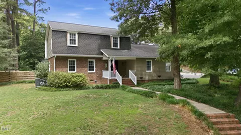4313 Ryegate Dr, Raleigh, NC 27604