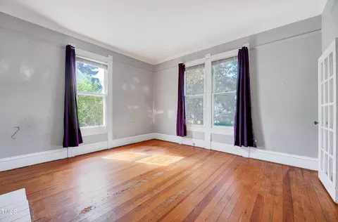 Living - 300 E 2nd St, Kenly, NC 27542 photo 1 of 4