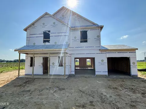 403 Piper Pointe Dr, Pikeville, NC 27863