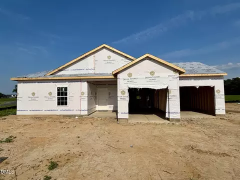200 Piper Pointe Dr, Pikeville, NC 27863