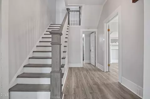 Entry Way - 514 S 5th St, Smithfield, NC 27577 photo 1 of 6