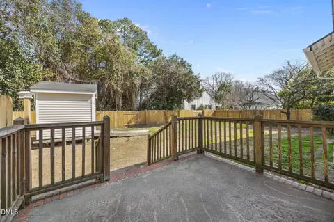 Exterior - 514 S 5th St, Smithfield, NC 27577 photo 7 of 10