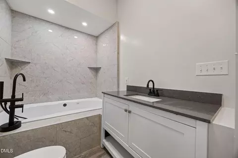 Bath - 514 S 5th St, Smithfield, NC 27577 photo 2 of 3
