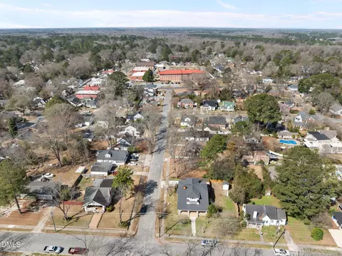 View/Area - 514 S 5th St, Smithfield, NC 27577 photo 3 of 4