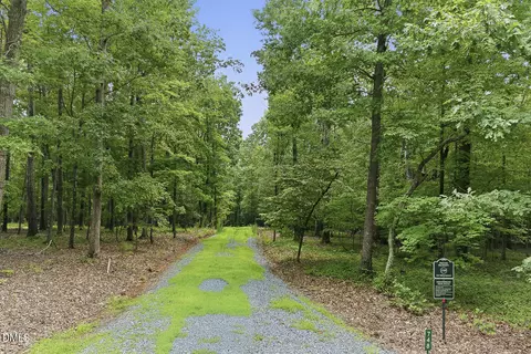 748 Valley Ln, Pittsboro, NC 27312