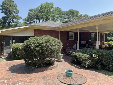 1206 E Cumberland St, Dunn, NC 28334 photo 4