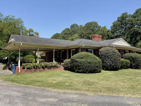 1206 E Cumberland St, Dunn, NC 28334 photo 2
