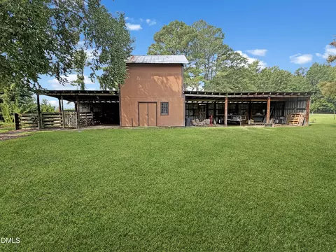 8306 Brogden Rd, Smithfield, NC 27577 photo 23