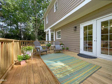 Exterior - 102 Ashtree Ct, Cary, NC 27519 photo 7 of 7