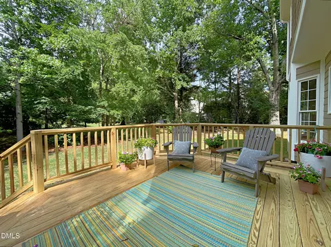 Exterior - 102 Ashtree Ct, Cary, NC 27519 photo 6 of 7