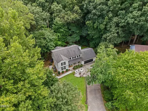 1450 Old Coach Rd, Kernersville, NC 27284