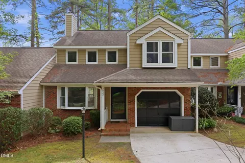 1023 Boathouse Ct, Raleigh, NC 27615