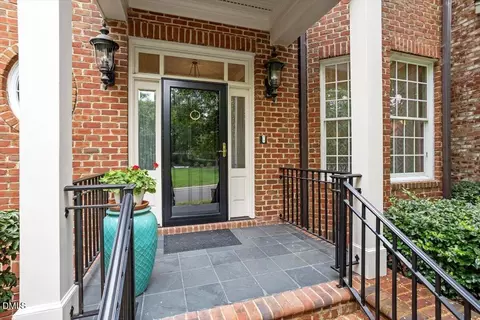 307 Circle Park Pl, Chapel Hill, NC 27517