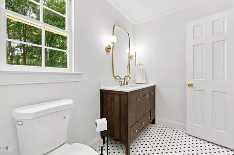 Bath - 2404 Beechview Ct, Raleigh, NC 27615 photo 2 of 6