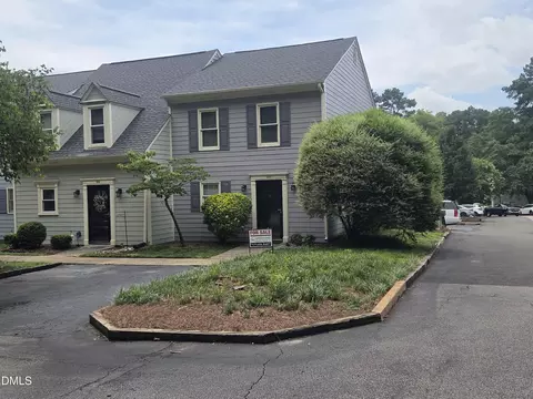 1900 Township Cir, Raleigh, NC 27609