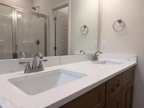 Bath - 1730 Walnut Run Dr, Deep Run, NC 28525 photo 5 of 8