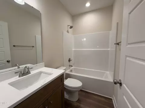 Bath - 1730 Walnut Run Dr, Deep Run, NC 28525 photo 7 of 8