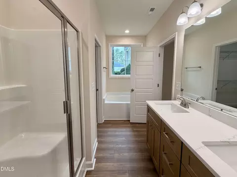 Bath - 1730 Walnut Run Dr, Deep Run, NC 28525 photo 4 of 8