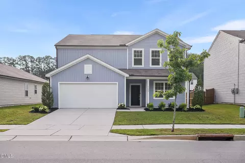 1504 Garden Passage Dr, Raleigh, NC 27604