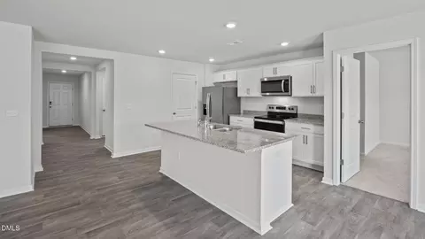 Entry Way - 7225 Silverleaf Rd, Rocky Mount, NC 27804 photo 3 of 4