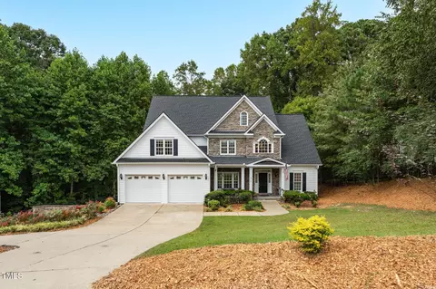 4716 Shady Greens Dr, Fuquay Varina, NC 27526